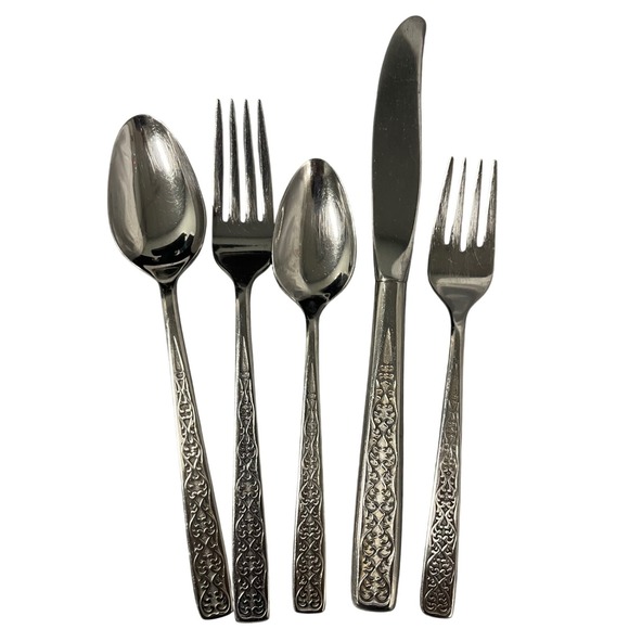 Wm Rogers stainless steel Calypso by International Silver 5 piece place set - Picture 1 of 5